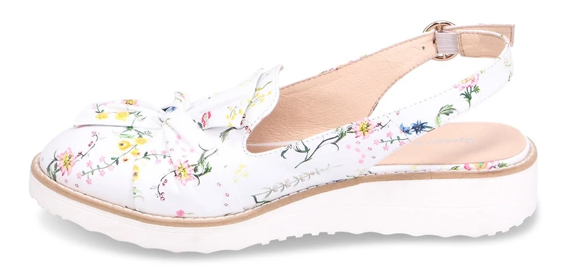 Olissas Off White Bouquet