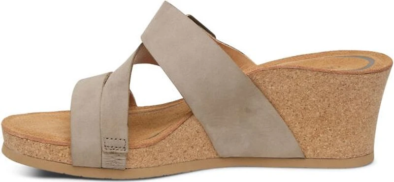 Kimmy Taupe