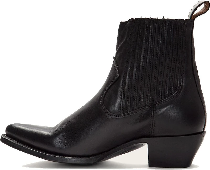 70520-black - Polished Soft Full Grain Black
