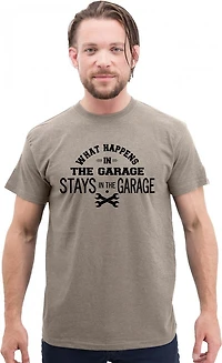 T-shirt What Happens The Garage