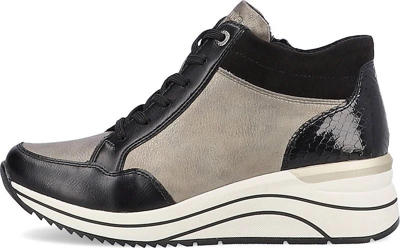 Black Lace Up Fur Lined