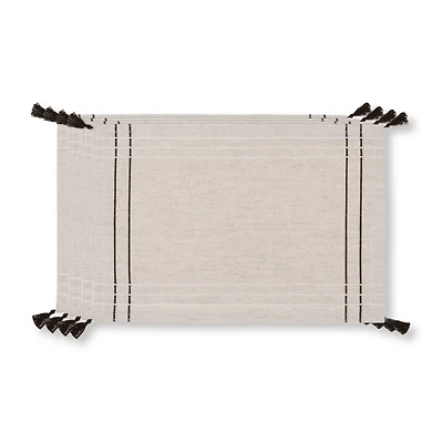 Set of 4 Fabric Placemats with Tassels