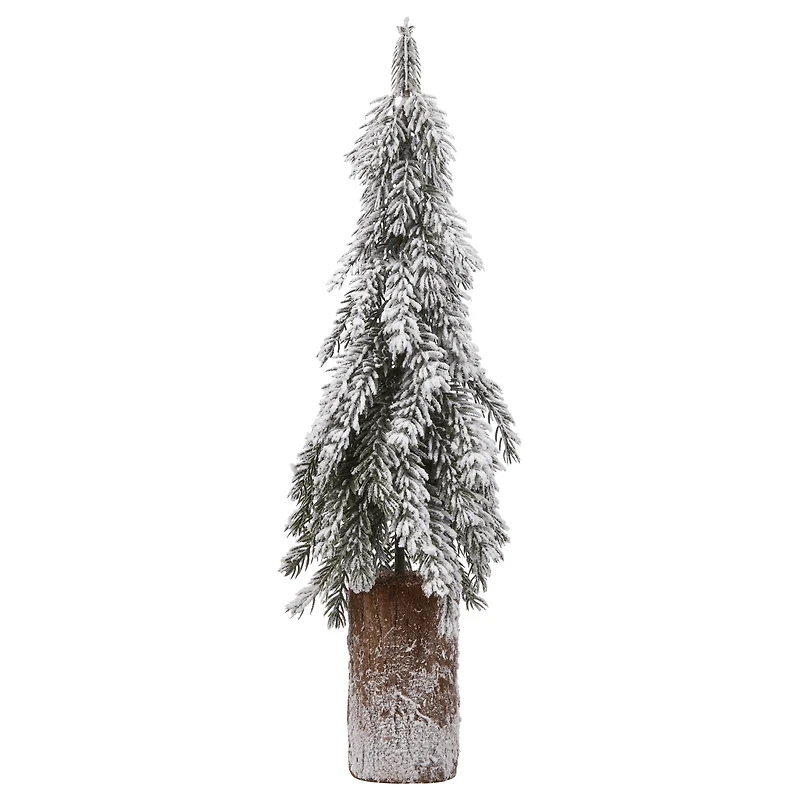 Large Xmas Tree with Snow