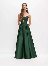 Robe corset à découpes