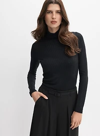 Pull en tricot orné de pierres