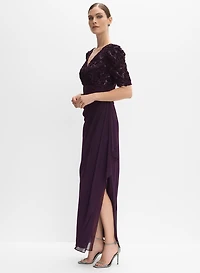 Robe à broderies soutache