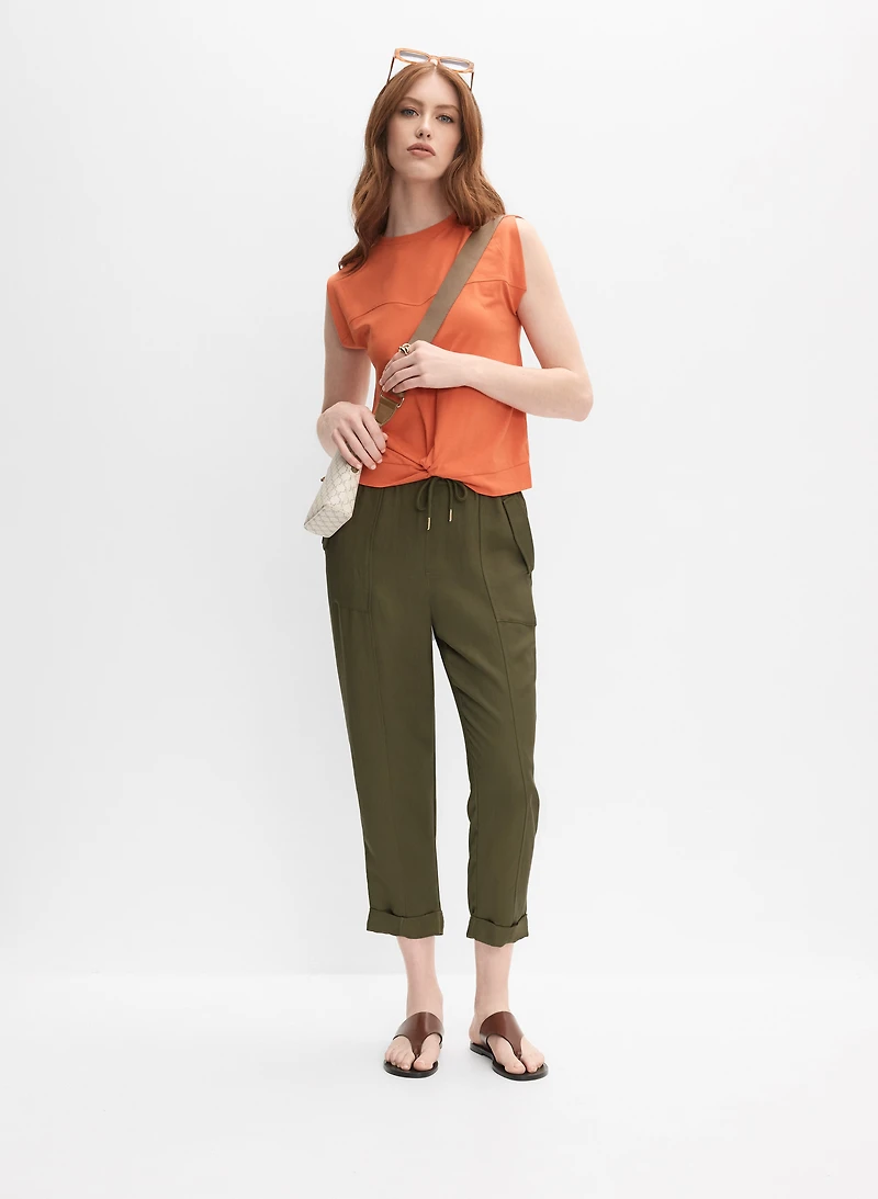 Pull-On Drawstring Capris