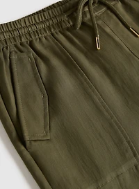 Pull-On Drawstring Capris