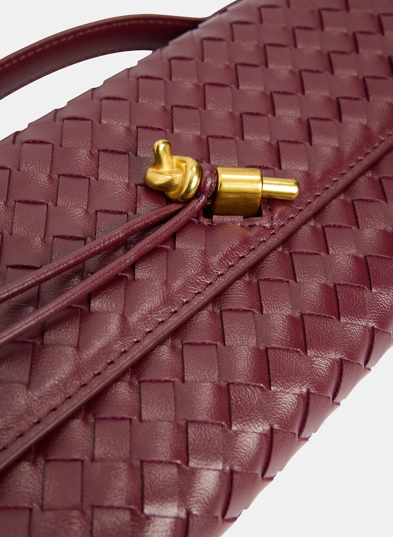 Pochette à effet tressé