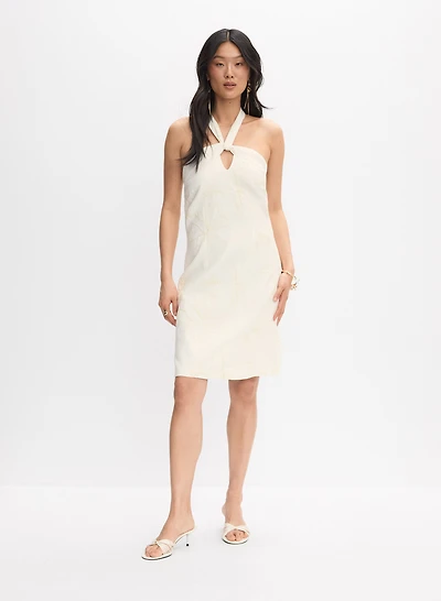 Robe licou à broderies florales