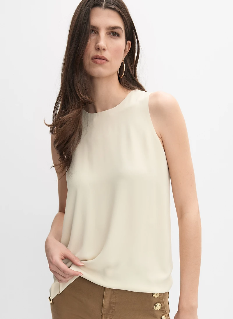 Sleeveless Crepe Blouse