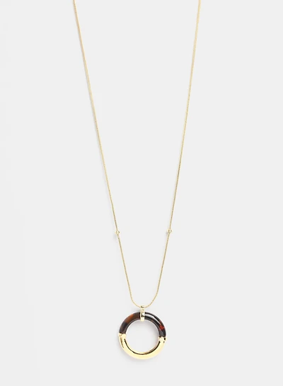 Collier à pendentif en anneau