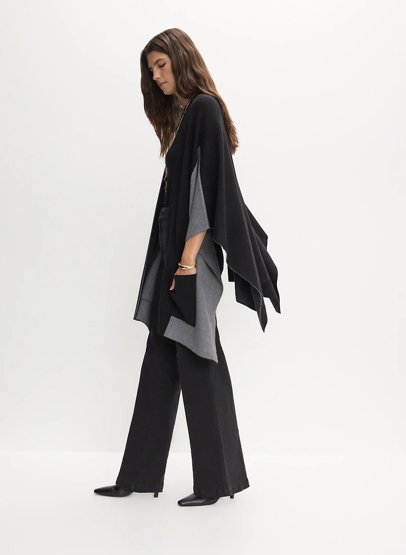 Contrast Motif Poncho