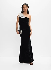 Robe asymétrique à rosette