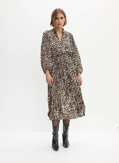 Robe midi à motif léopard et col fendu
