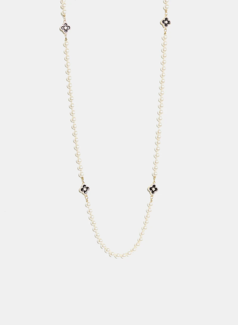 Long Clover Detail Pearl Necklace