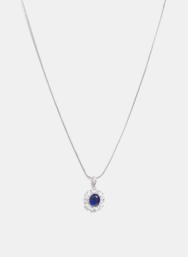 Collier à pendentif de pierre