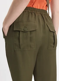 Pull-On Drawstring Capris