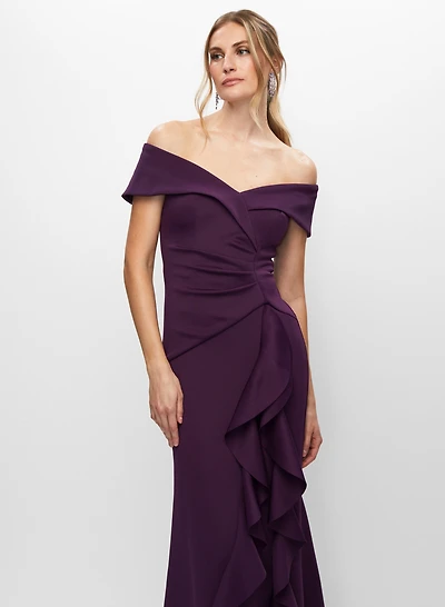 Robe longue à décolleté en coeur