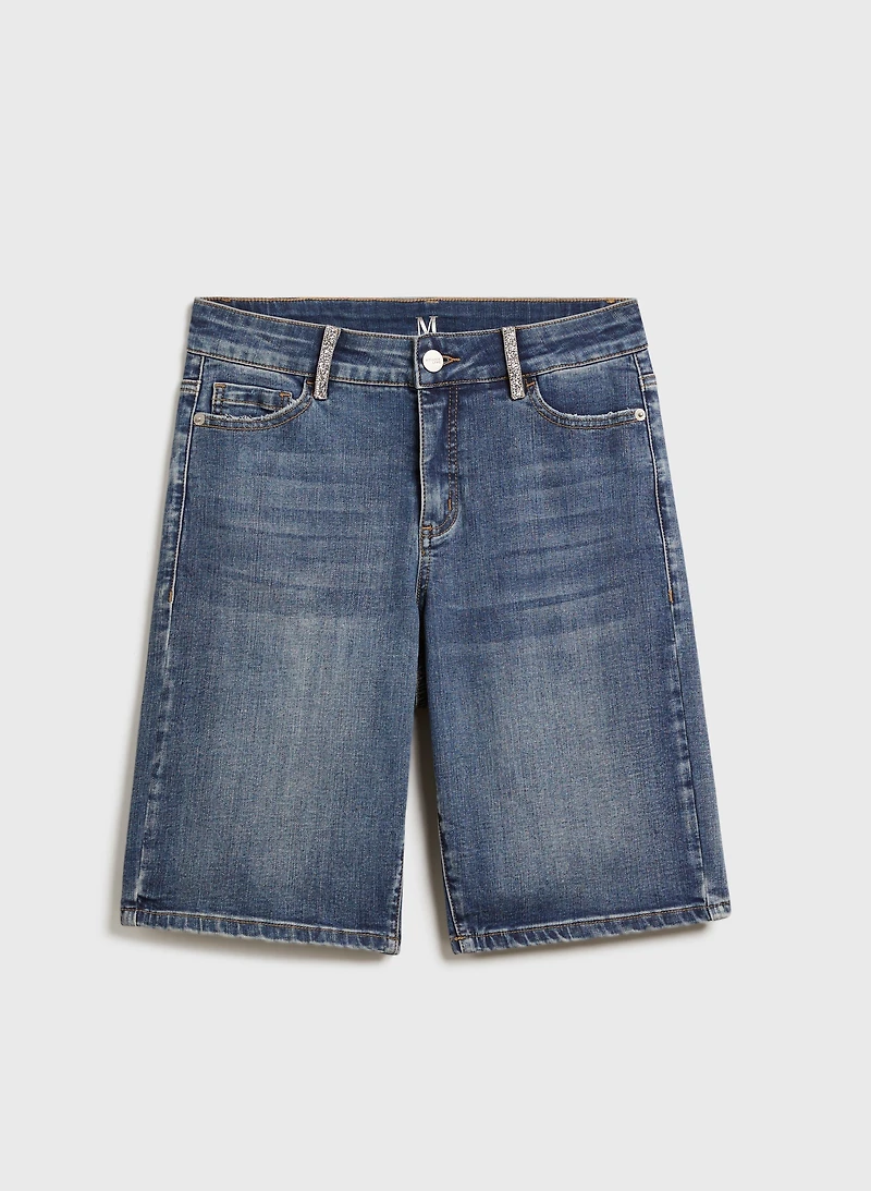 Bermuda en denim à passants strass
