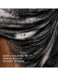 Shampoing clarifiant Olaplex No.4C pour la réparation des liaisons - 250 ml