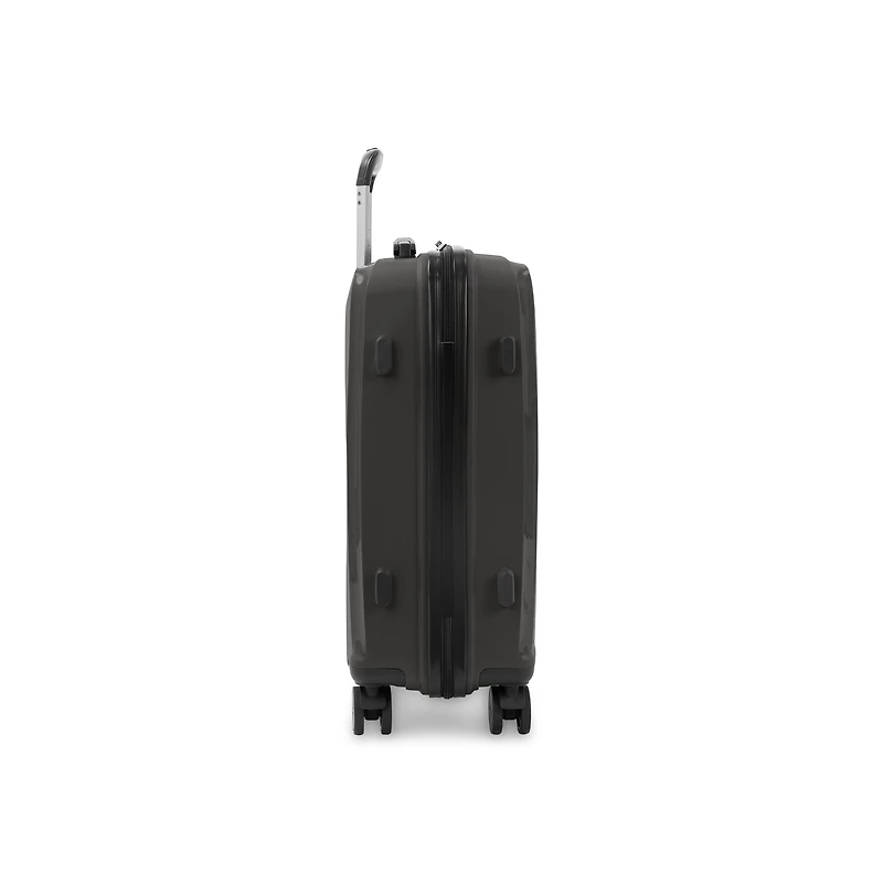 Tracker Dynamo DLX Carry-on