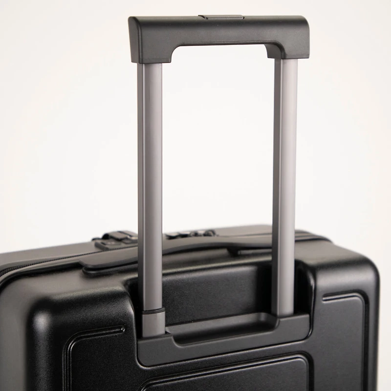 Tracker Pro Carry-on