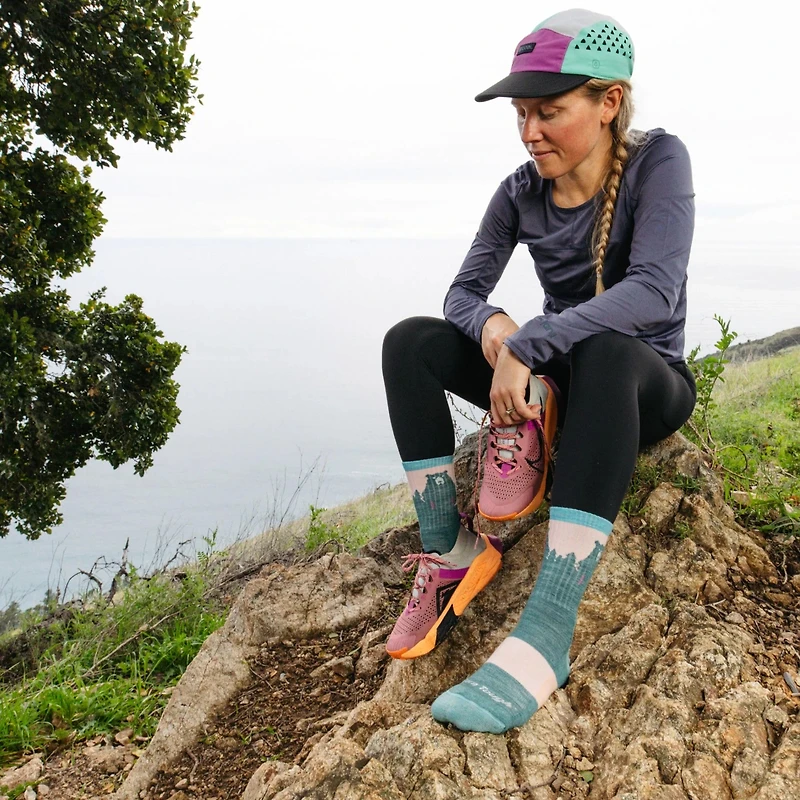 Darn Tough Socks Women's Bear Town Micro Crew