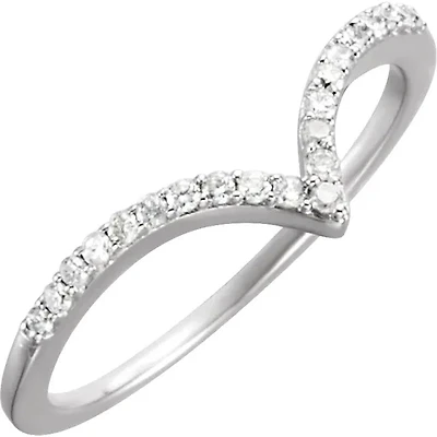 1/6 CTW Natural Diamond V Ring