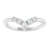 1/4 CTW Natural Diamond Graduated V Ring