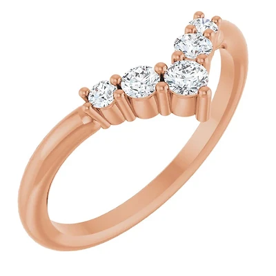 1/4 CTW Natural Diamond Graduated V Ring