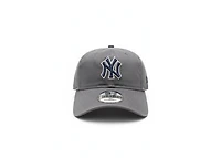 New Era New York Yankees Grey 9Twenty Strapback Hat