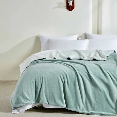 Ether Sherpini Throw/Blanket