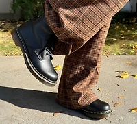 DR. MARTENS | BOTTE  À LACER 1460 PASCAL VIRGINIA NOIR FEMMES