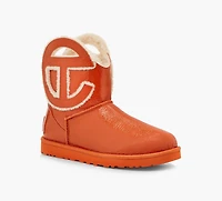UGG | BOTTE MINI FROISSÉE X TELFAR ORANGE FEMMES