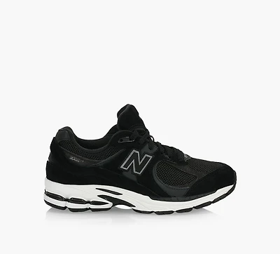 NEW BALANCE | 2002R NOIR FEMMES