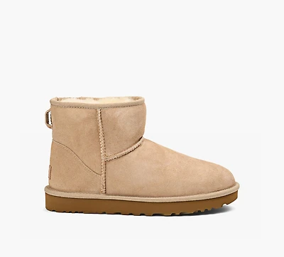 UGG | CLASSIC MINI II BEIGE FEMMES