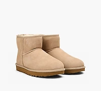 UGG | CLASSIC MINI II BEIGE FEMMES