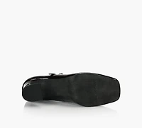 WISHBONE | DAPHNE NOIR FEMMES