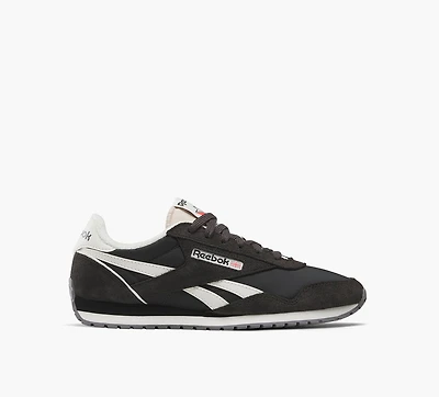 REEBOK | BASKET CLASSIC AZ NOIR FEMMES