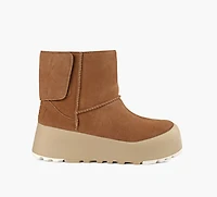 UGG | CLASSIC STREETSCAPE TAN FEMMES