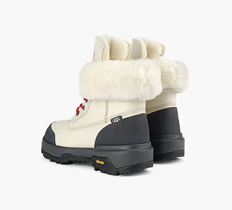 UGG | BOTTE ADIRONDACK XXV BEIGE FEMMES