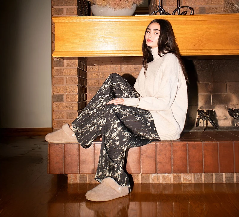 CROCS | PANTOUFLES CLASSIQUES COZZZY TAUPE FEMMES