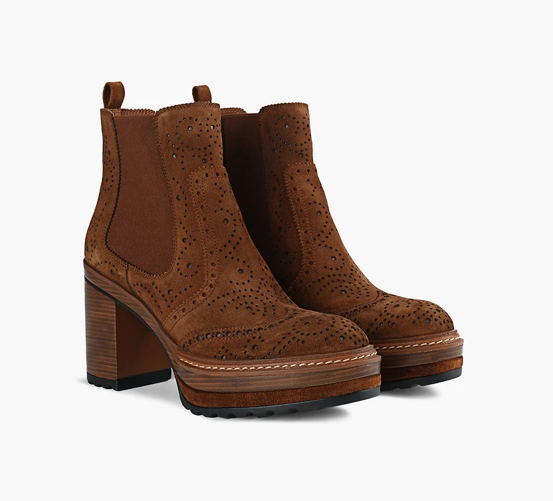 BROWNS COUTURE | LILLY CH TAN FEMMES