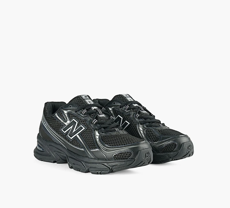 NEW BALANCE | 740 NOIR FEMMES