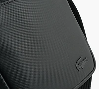 LACOSTE | SAC CAMÉRA FIN VERTICAL | NOIR | HOMMES