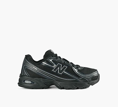 NEW BALANCE | 740 NOIR HOMMES