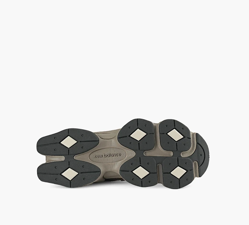 NEW BALANCE | 9060 BRUN HOMMES