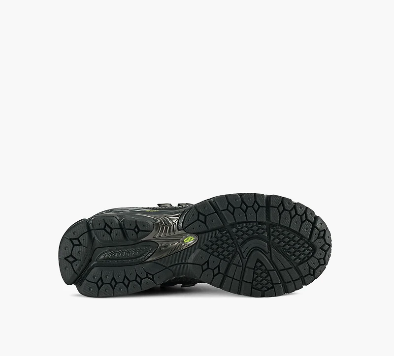 NEW BALANCE | U1906FV1 NOIR HOMMES