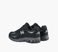 NEW BALANCE | 2002R GORE-TEX NOIR HOMMES